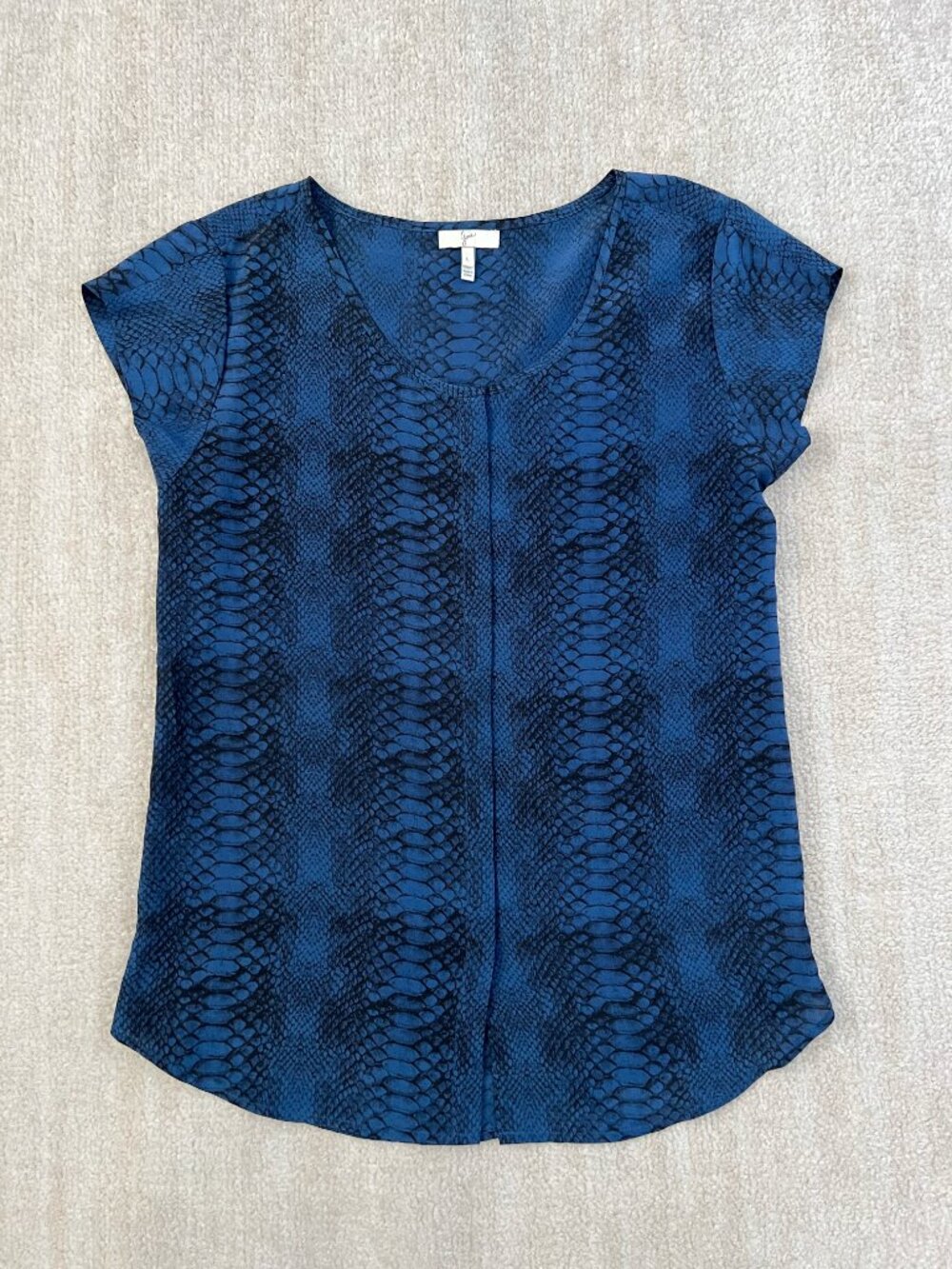 Joie Short Sleeve Black Blue Button Up Blouse Top L Reptile Print
